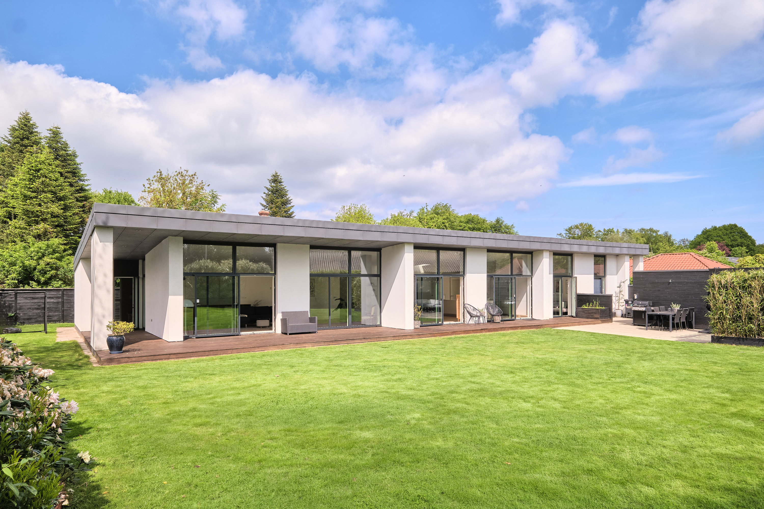 Villa på Elmehøjvej 21A 8270 Højbjerg.